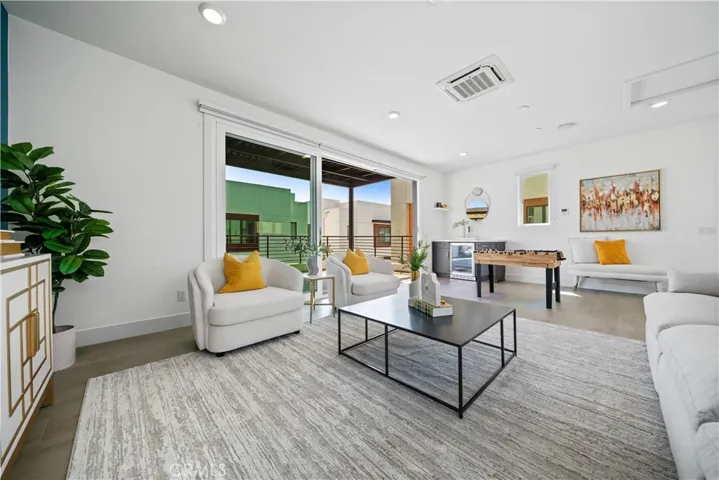 80 Ballast, Tustin, California 92782