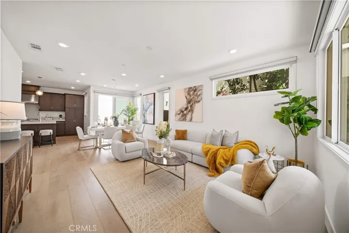80 Ballast, Tustin, California 92782