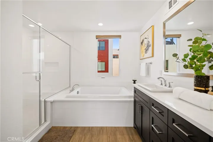 80 Ballast, Tustin, California 92782
