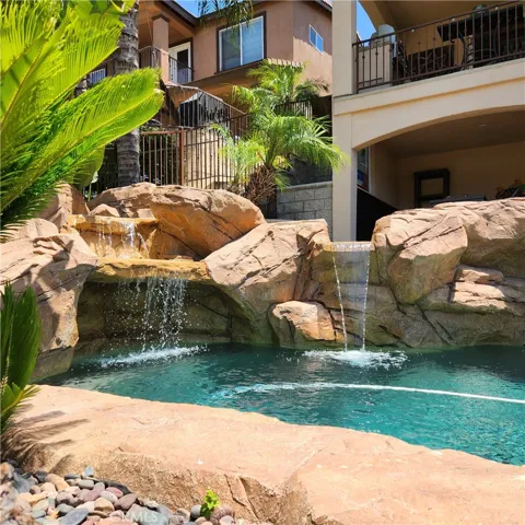 Waterfall / Pool