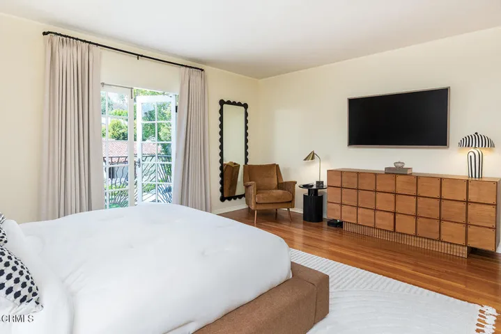3177 Lake Hollywood Dr 021-mls