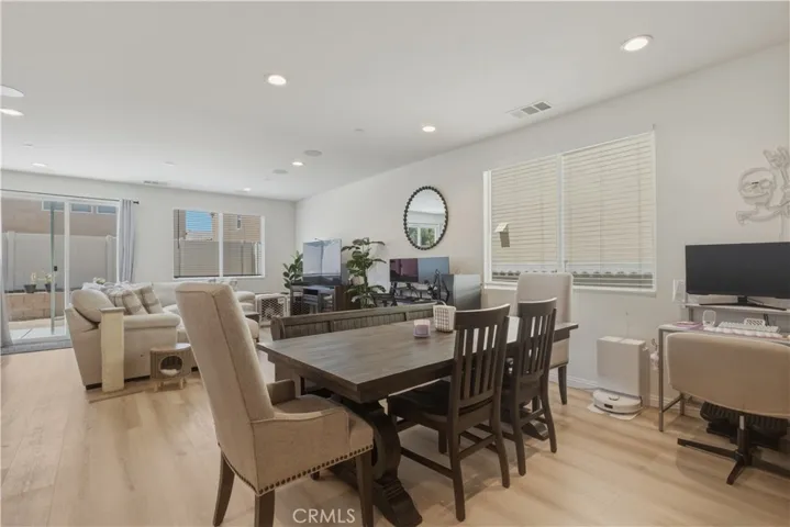 13097 Saratoga, Hesperia, California 92344