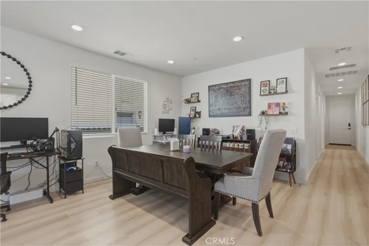 13097 Saratoga, Hesperia, California 92344