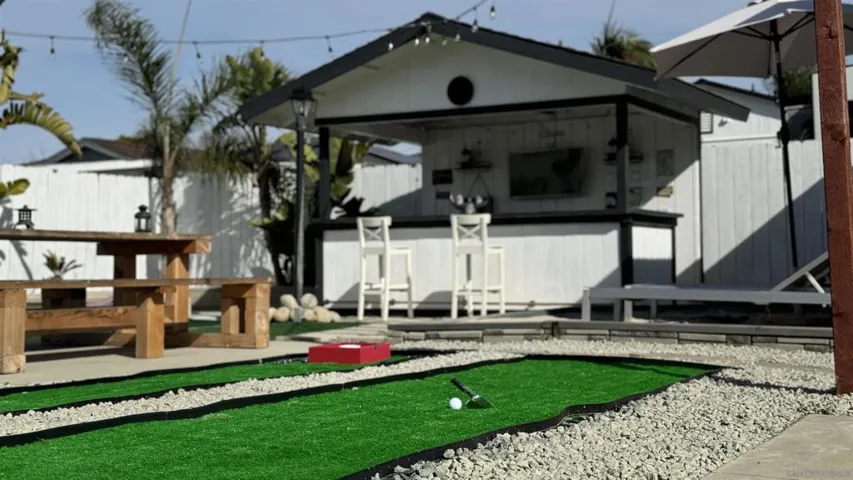 2757 Preece, San Diego, California 92111