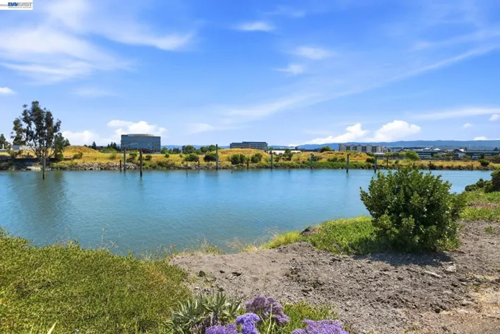 640 Turnbuckle Dr 1611, Redwood City, California 94063