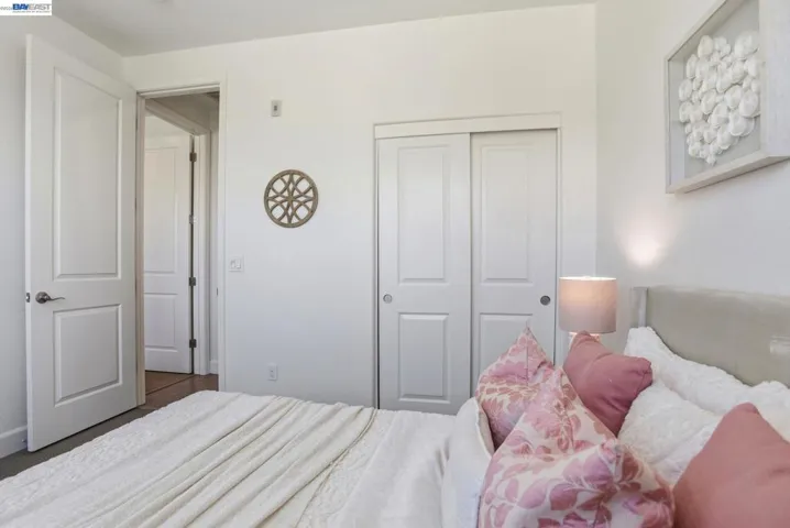 640 Turnbuckle Dr 1611, Redwood City, California 94063