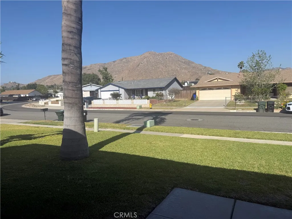12780 Fremontia, Grand Terrace, California 92313 — photo 5