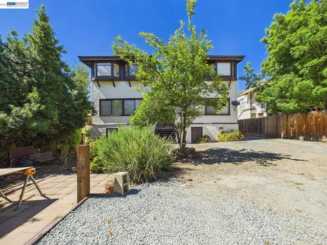 2366 Cedar St 3, Berkeley, California 94708