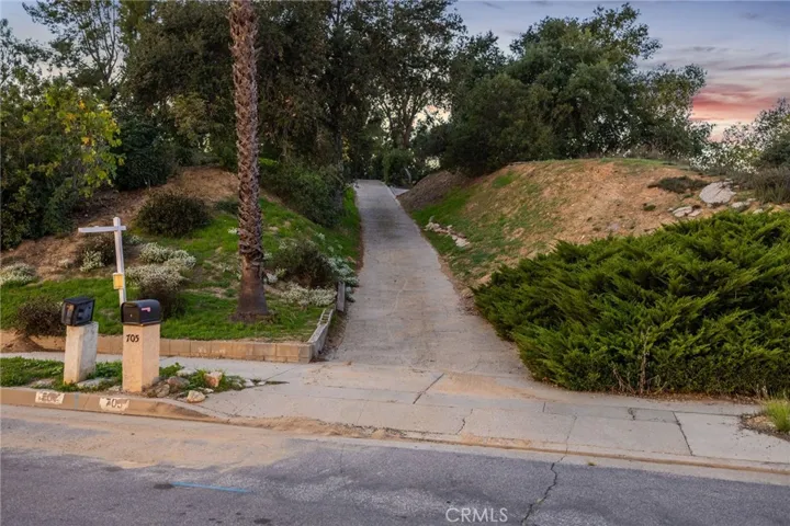 705 Beaverbrook, Glendora, California 91740