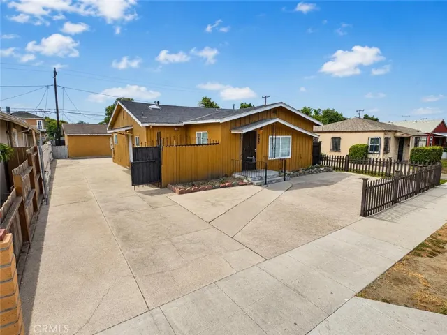 1920 W Spring, Long Beach, California 90810