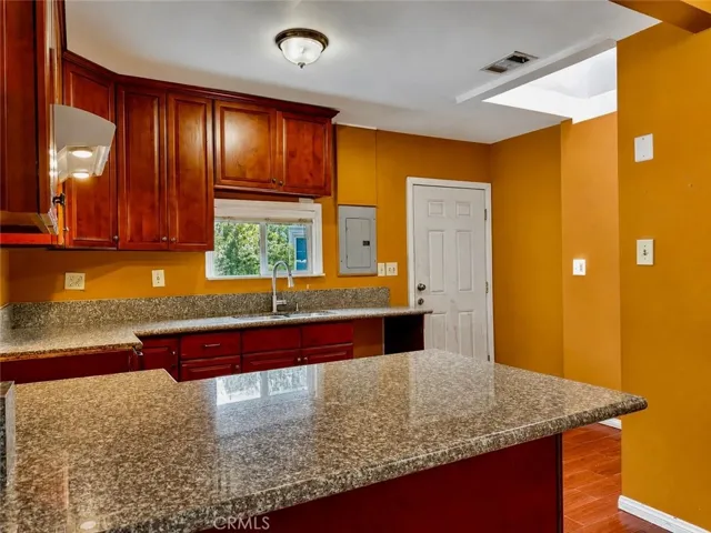 1920 W Spring, Long Beach, California 90810