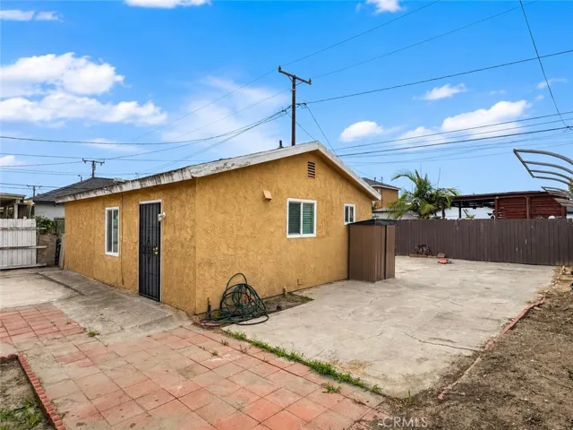 1920 W Spring, Long Beach, California 90810