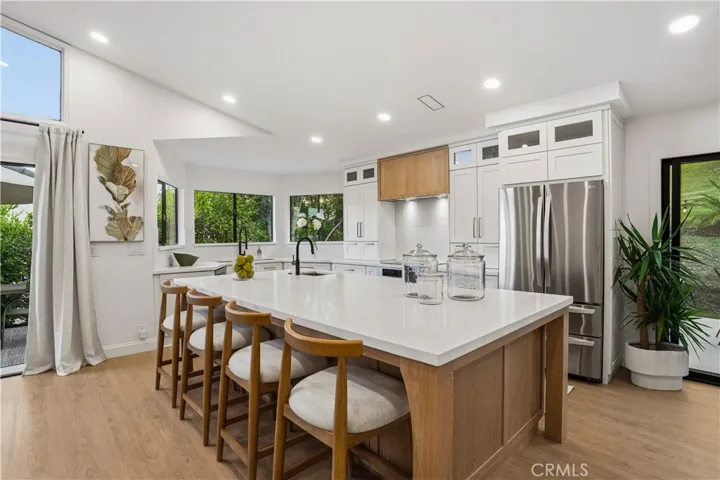 22207 Vacation, Canyon Lake, California 92587