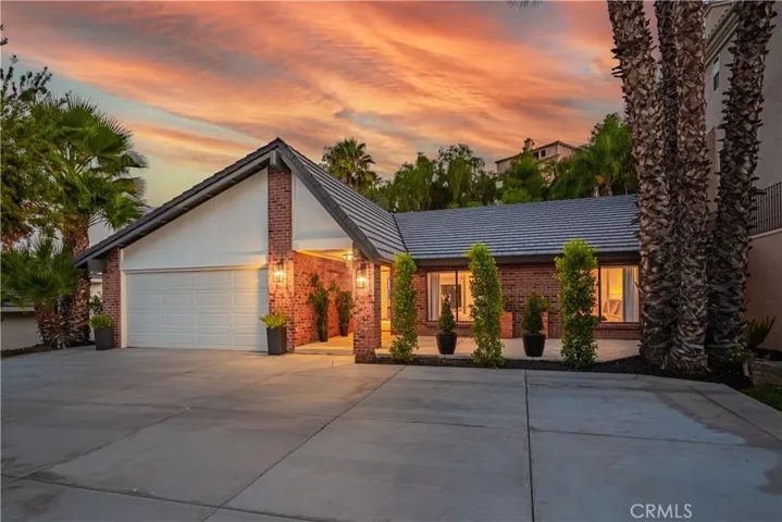 22207 Vacation, Canyon Lake, California 92587