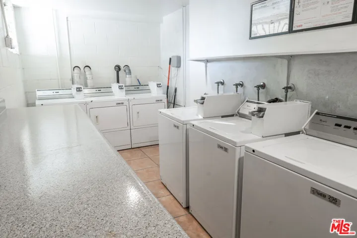 1520 N Vista Street 203, Los Angeles, California 90046