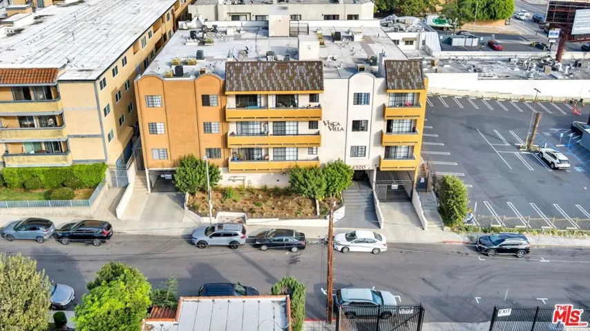 1520 N Vista Street 203, Los Angeles, California 90046