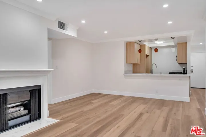 1520 N Vista Street 203, Los Angeles, California 90046