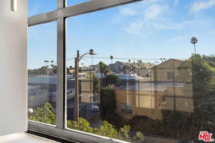 1520 N Vista Street 203, Los Angeles, California 90046