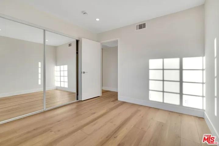 1520 N Vista Street 203, Los Angeles, California 90046