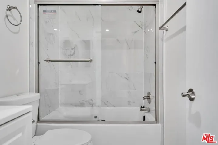 1520 N Vista Street 203, Los Angeles, California 90046
