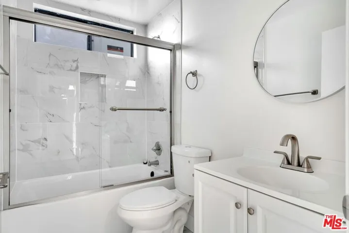 1520 N Vista Street 203, Los Angeles, California 90046