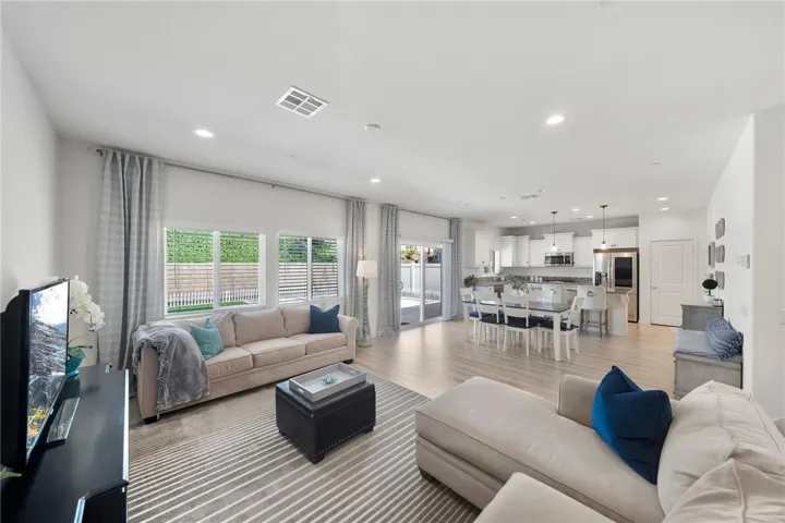 24248 Bay Laurel Avenue, Murrieta, California 92562