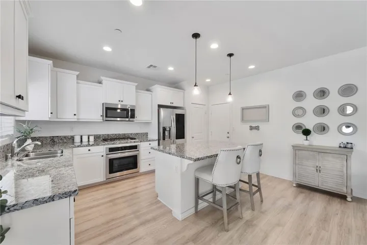 24248 Bay Laurel Avenue, Murrieta, California 92562