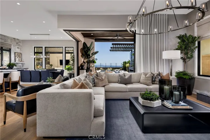 524 Westridge, Irvine, California 92602