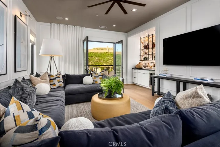 524 Westridge, Irvine, California 92602