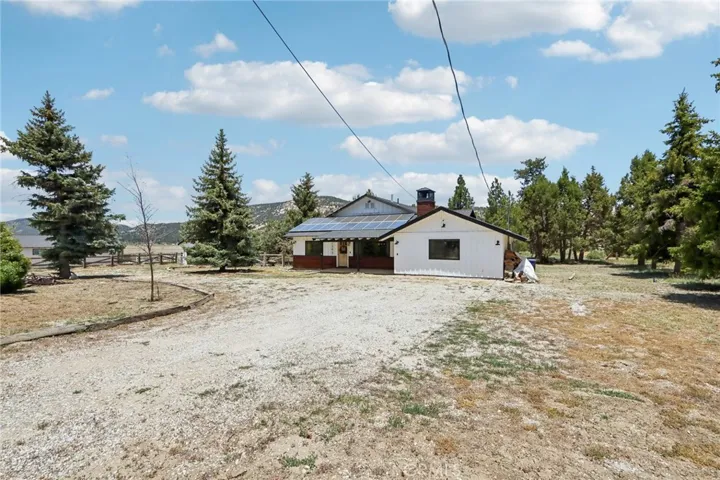 1383 Shay, Big Bear City, California 92314 — photo 5