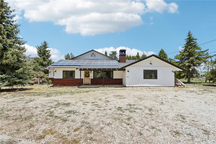 1383 Shay, Big Bear City, California 92314 — photo 4