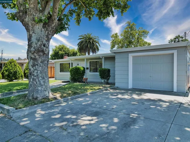 1156 Santa Barbara Dr, Santa Rosa, California 95404