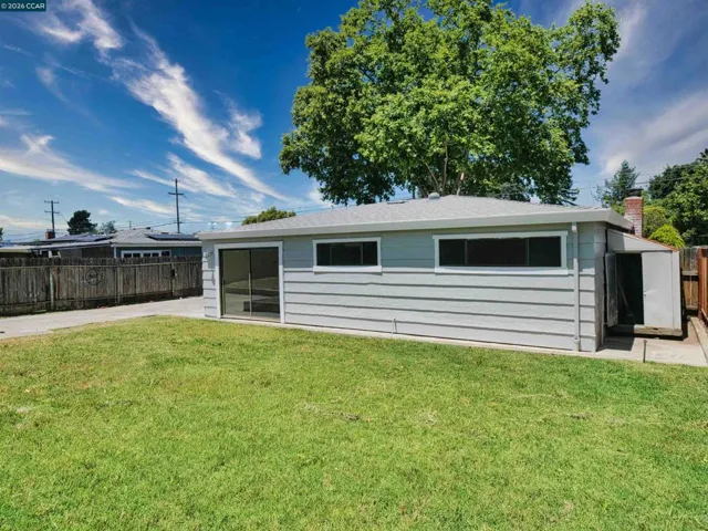 1156 Santa Barbara Dr, Santa Rosa, California 95404