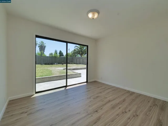 1156 Santa Barbara Dr, Santa Rosa, California 95404
