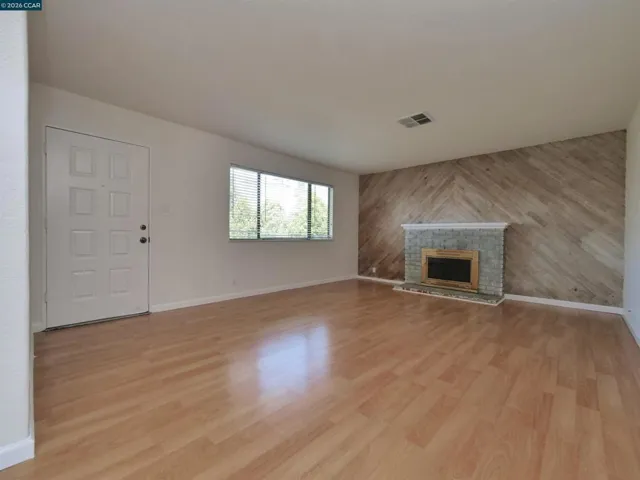1156 Santa Barbara Dr, Santa Rosa, California 95404