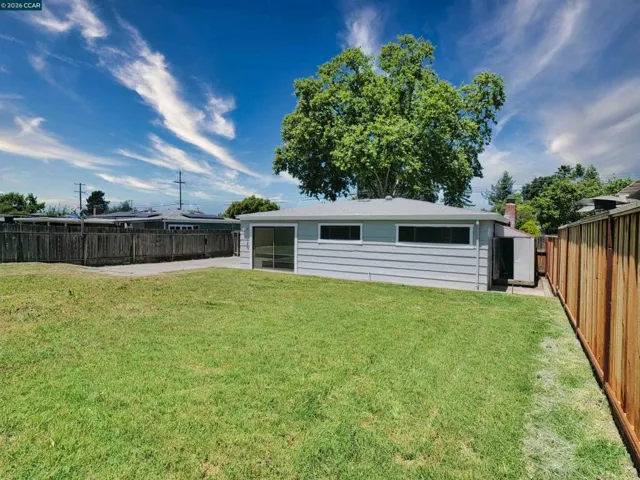 1156 Santa Barbara Dr, Santa Rosa, California 95404