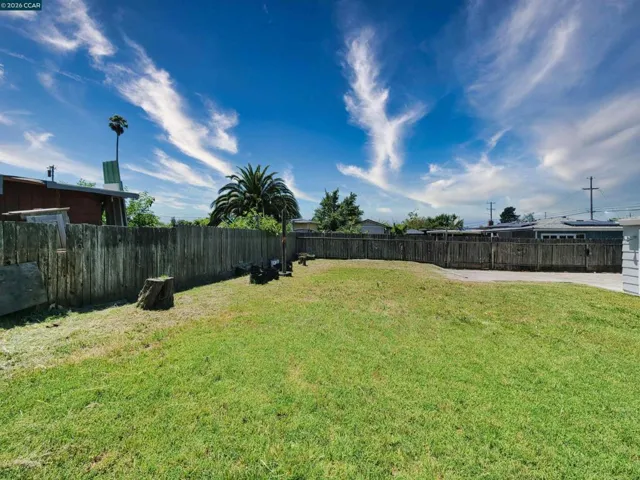 1156 Santa Barbara Dr, Santa Rosa, California 95404