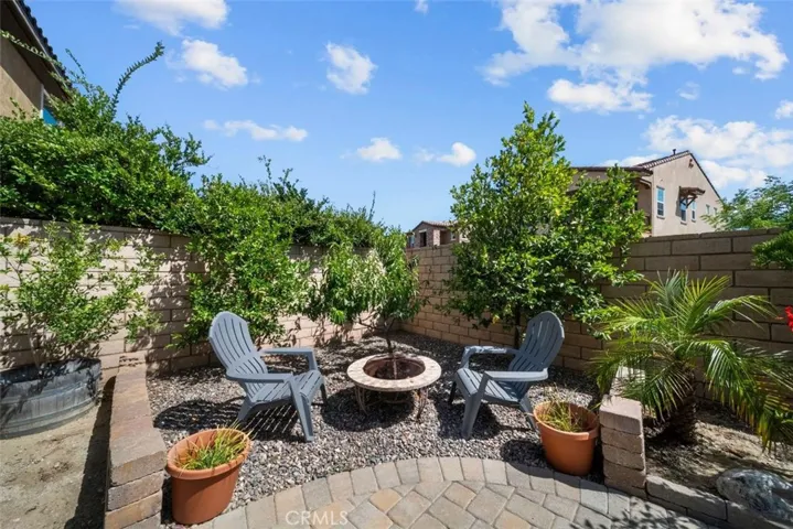 20726 Celadon Court, Saugus, California 91350