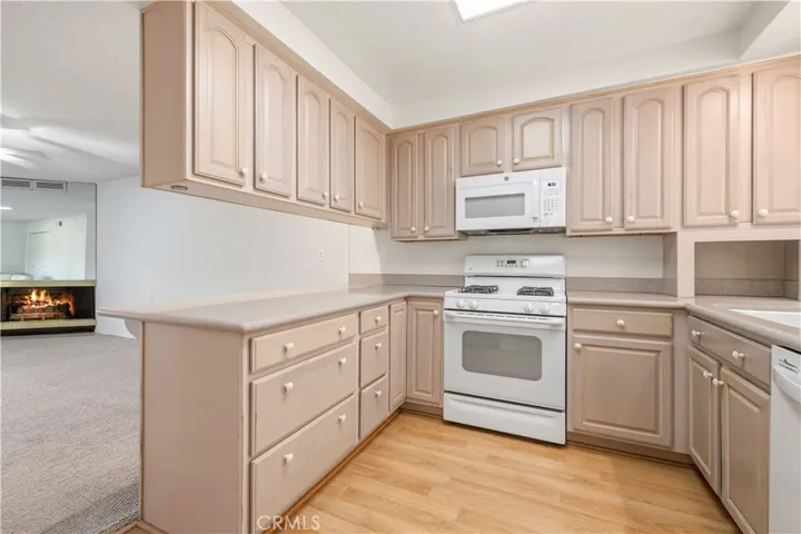 26814 Oak Garden Court, Newhall, California 91321
