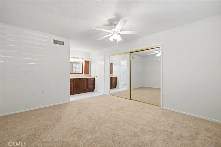 26814 Oak Garden Court, Newhall, California 91321