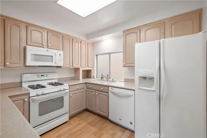 26814 Oak Garden Court, Newhall, California 91321