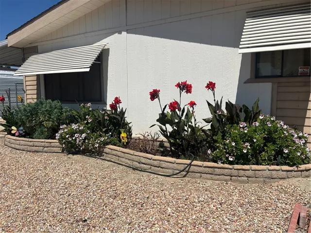664 Mariposa, Hemet, California 92543