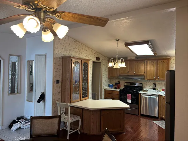 664 Mariposa, Hemet, California 92543