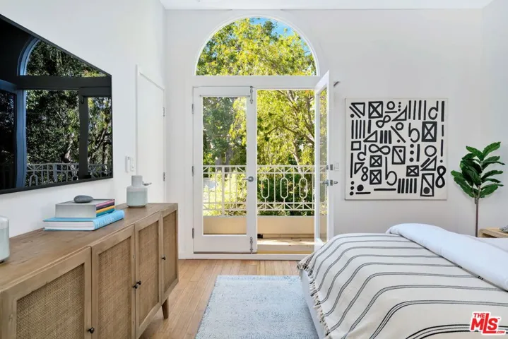 Main House Upper Level Bedroom