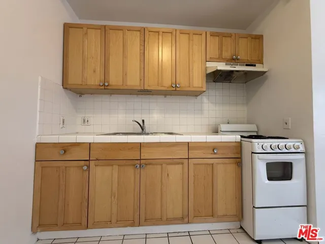 1816 N Gramercy Place 104, Los Angeles, California 90028