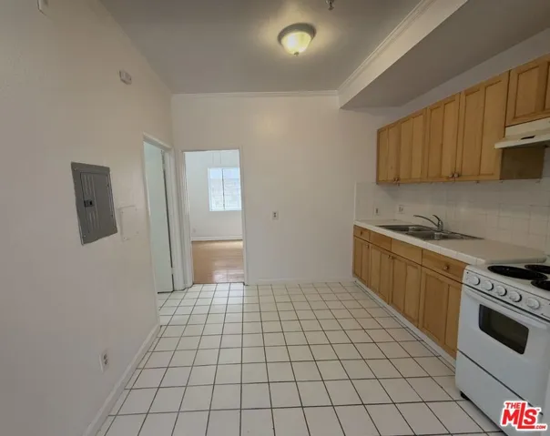 1816 N Gramercy Place 104, Los Angeles, California 90028