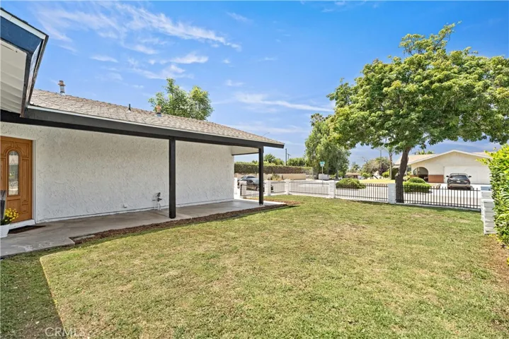 7726 Paul Drive, Whittier, California 90606