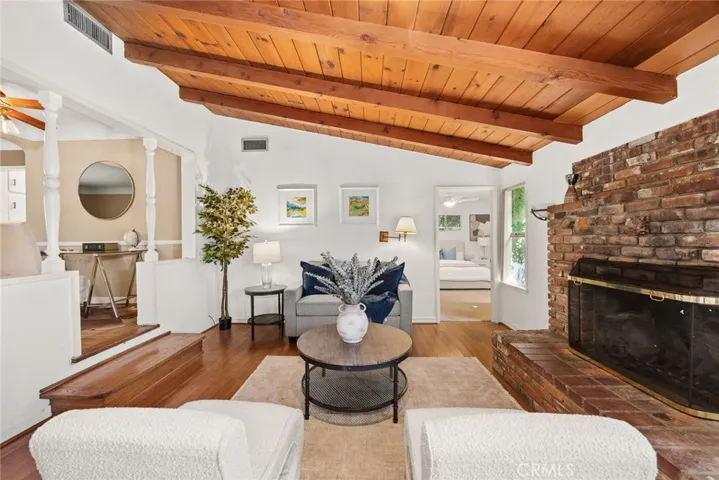 38 W Pamela, Arcadia, California 91007