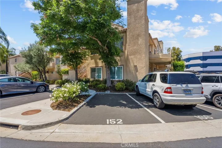 Designated parking spot in addition to 1 car garage