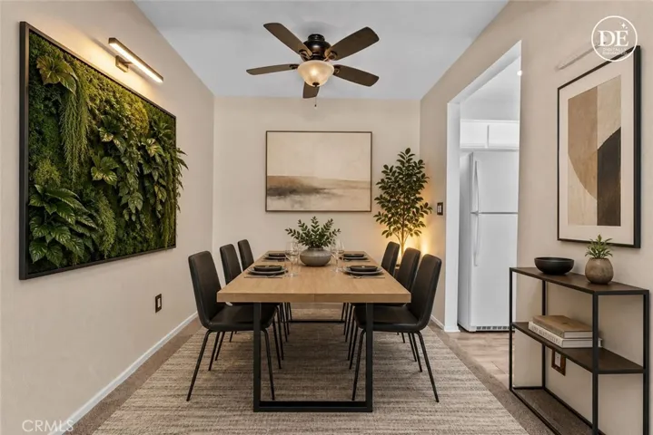 Virtually staged dining room